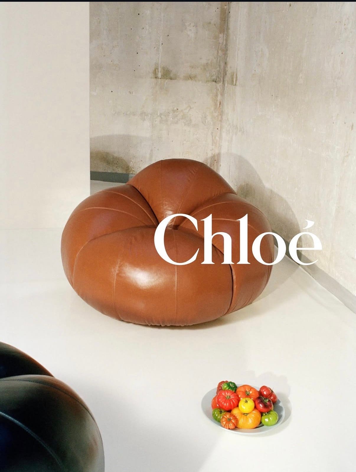Chloé unveils a re-edition of the Tomato chair in Milan Design Week.