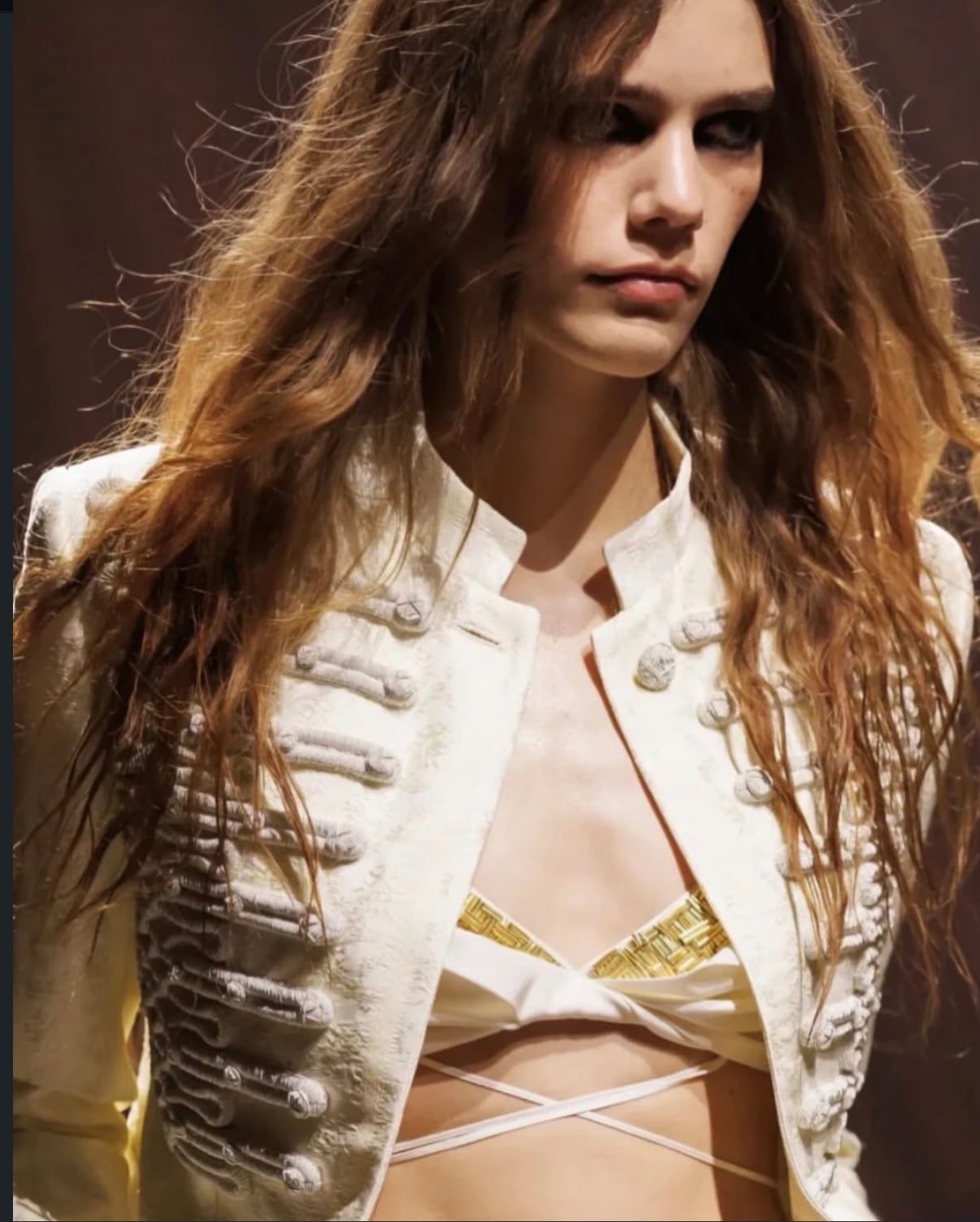 Alexander McQueen FW26: The Jacket That Doesn't Need to Shout